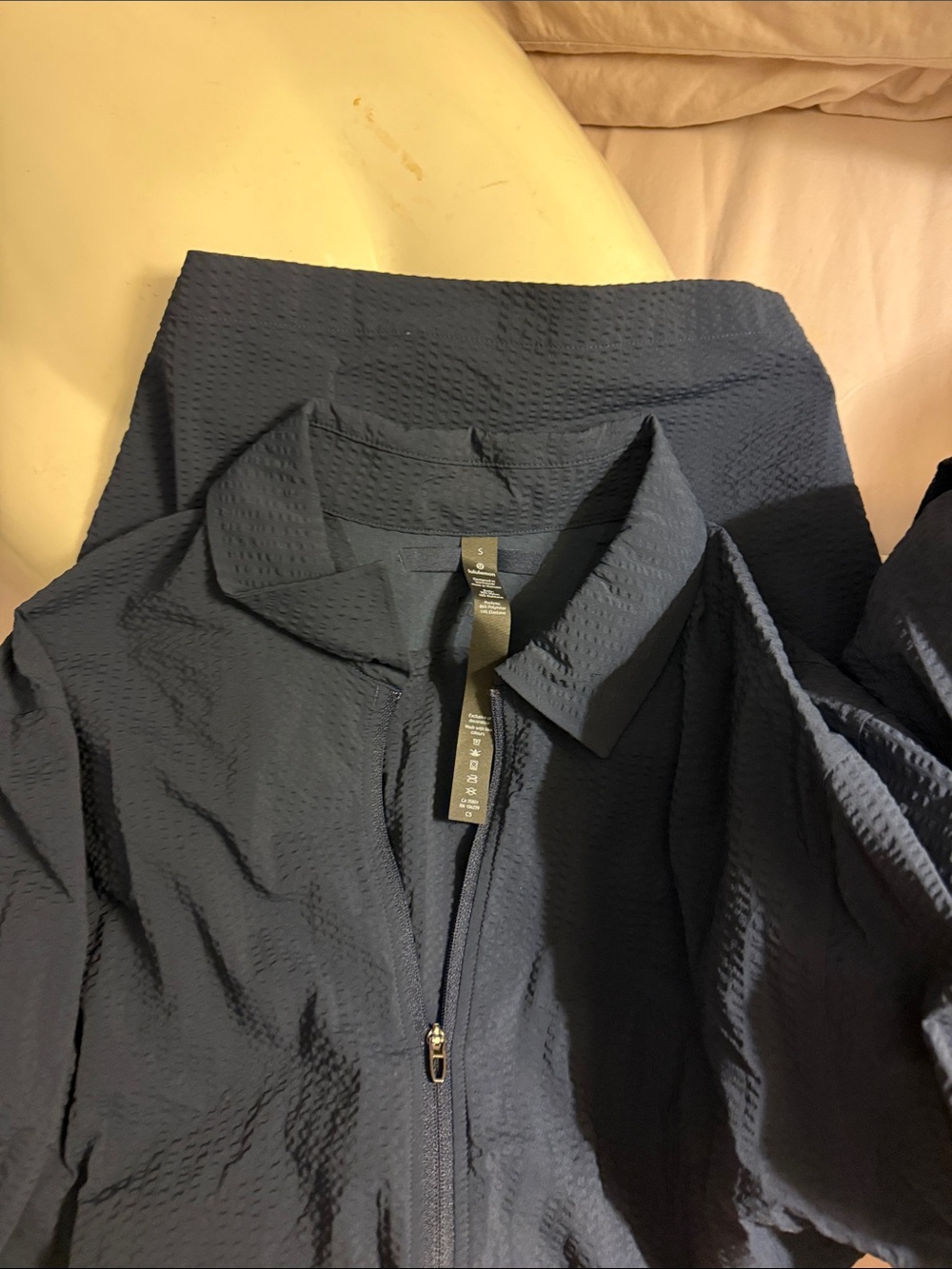 Lululemon - Picture 6 of 7
